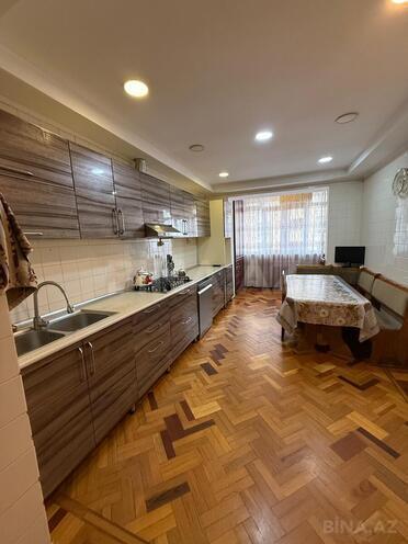 Satılır 4 otaqlı köhnə tikili 135 m², Azadlıq Prospekti m., photo 5 from 12