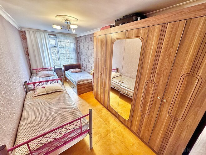 Сдаётся 3-комн. вторичка 80 м², м. Нефтчиляр, photo 14 from 16