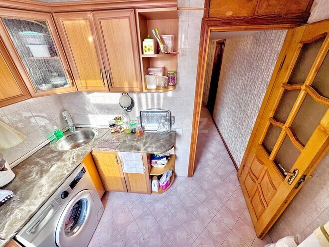 Сдаётся 3-комн. вторичка 80 м², м. Нефтчиляр, photo 3 from 16