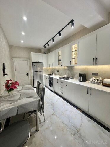 Satılır 2 otaqlı yeni tikili 90 m², Qara Qarayev m., photo 1 from 14