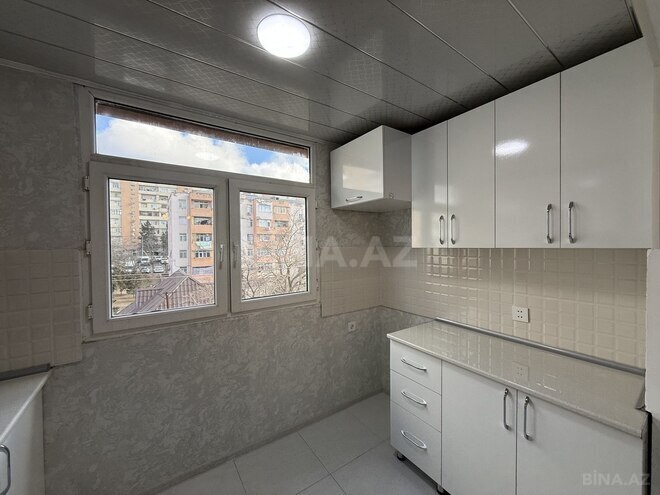 Satılır 2 otaqlı köhnə tikili 36 m², Neftçilər m., photo 12 from 17