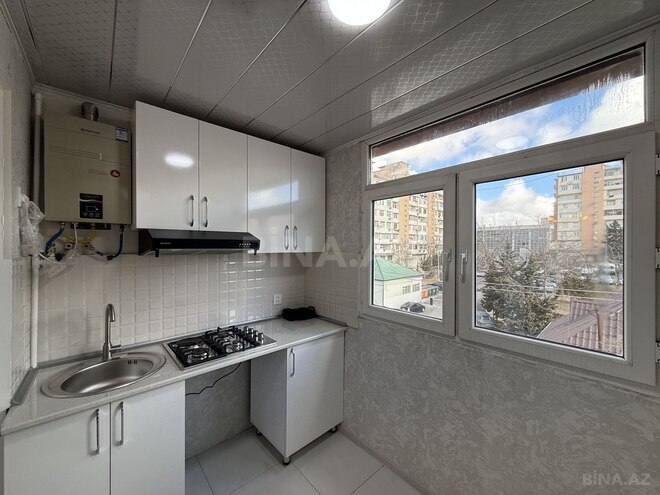 Satılır 2 otaqlı köhnə tikili 36 m², Neftçilər m., photo 13 from 17