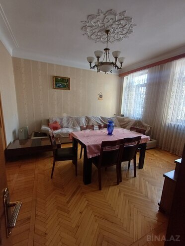 Сдаётся 3-комн. вторичка 100 м², Насиминский  р., photo 11 from 12