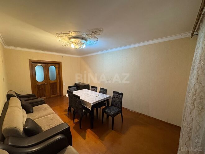 Satılır 3 otaqlı köhnə tikili 85 m², Xalqlar Dostluğu m., photo 3 from 16