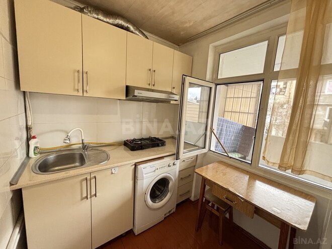 Сдаётся 1-комн. вторичка 40 м², м. Элмляр Академиясы, photo 7 from 13