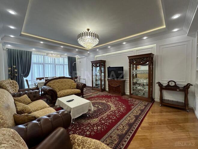 Satılır 4 otaqlı yeni tikili 155 m², İnşaatçılar m., photo 1 from 23