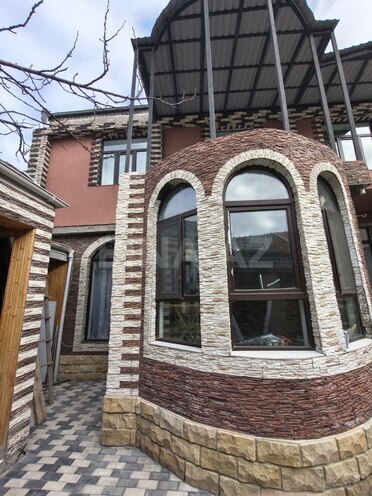 Сдаётся 5-комн. дом/дача 220 м², photo 1 from 29