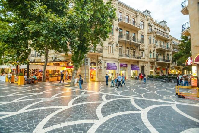 Satılır 3 otaqlı köhnə tikili 110 m², Sahil m., photo 20 from 21