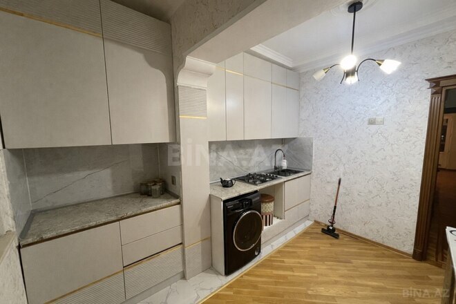Satılır 3 otaqlı köhnə tikili 90 m², Azadlıq Prospekti m., photo 9 from 11