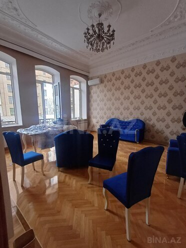 Сдаётся 3-комн. вторичка 150 м², м. Сахил, photo 8 from 15