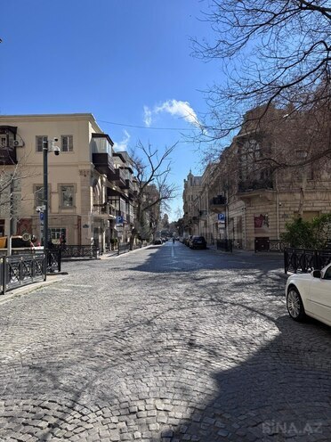 Satılır 2 otaqlı köhnə tikili 55 m², Sahil m., photo 16 from 17