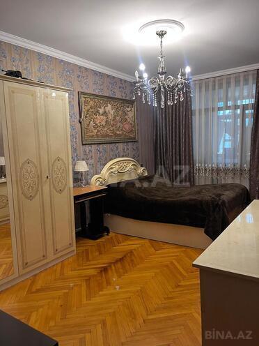 Satılır 4 otaqlı köhnə tikili 105 m², Azadlıq Prospekti m., photo 15 from 21