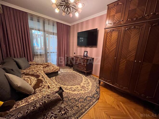 Satılır 4 otaqlı köhnə tikili 105 m², Azadlıq Prospekti m., photo 7 from 21