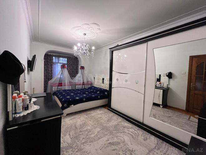 Satılır 4 otaqlı köhnə tikili 105 m², Azadlıq Prospekti m., photo 12 from 21