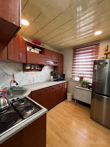 Satılır 4 otaqlı köhnə tikili 90 m², Əmircan q., photo 27 from 32