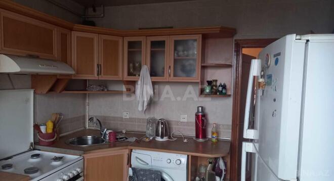 Satılır 3 otaqlı köhnə tikili 85 m², Bakıxanov q., photo 3 from 11