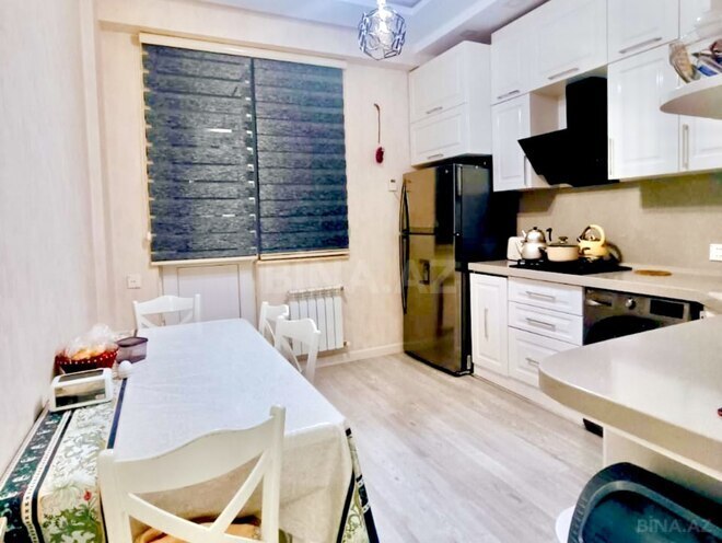 Продаётся 3-комн. новостройка 107 м², м. Кара Караев, photo 11 from 17