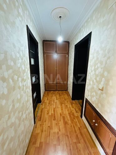 Сдаётся 3-комн. вторичка 55 м², м. Кара Караев, photo 10 from 16