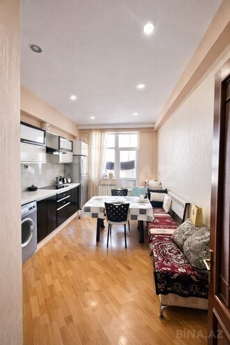 Satılır 3 otaqlı yeni tikili 130 m², 8 Noyabr m., photo 9 from 10