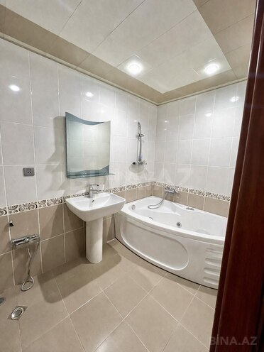 Satılır 3 otaqlı yeni tikili 130 m², 8 Noyabr m., photo 7 from 10