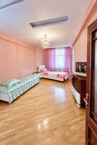 Satılır 3 otaqlı yeni tikili 130 m², 8 Noyabr m., photo 6 from 10