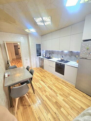 Продаётся 3-комн. новостройка 126 м², м. Кара Караев, photo 20 from 31