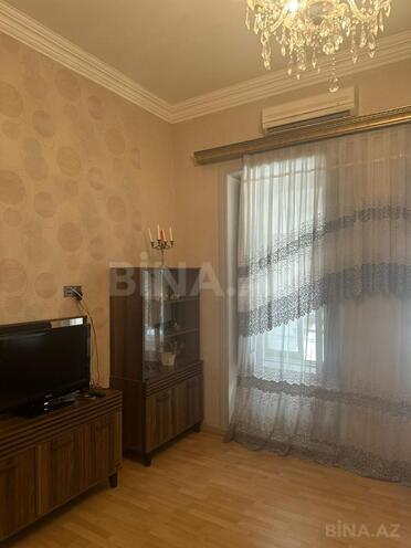 Сдаётся 2-комн. вторичка 60 м², м. Ичеришехер, photo 6 from 19