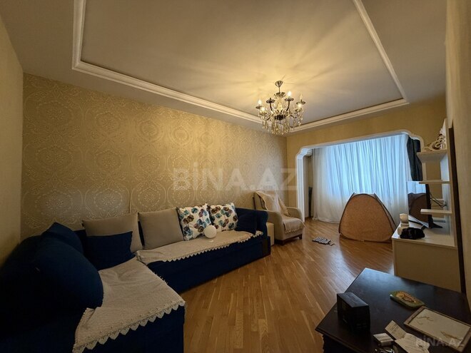 Satılır 4 otaqlı köhnə tikili 100 m², Bakıxanov q., photo 1 from 28