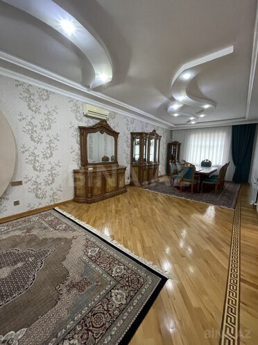 Продаётся 6-комн. дом/дача 600 м², photo 4 from 30