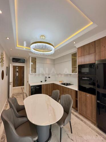 Сдаётся 2-комн. новостройка 110 м², м. 8 ноября, photo 3 from 12