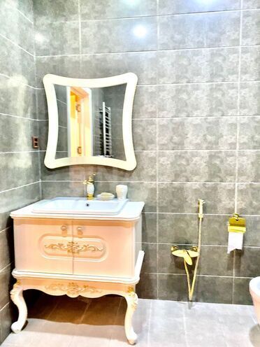 İcarəyə verilir 3 otaqlı yeni tikili 140 m², İçəri Şəhər m., photo 20 from 31