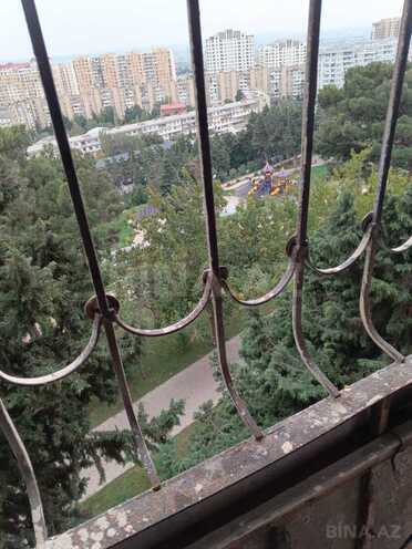 Продаётся 3-комн. вторичка 90 м², м. Ази Асланов, photo 3 from 14