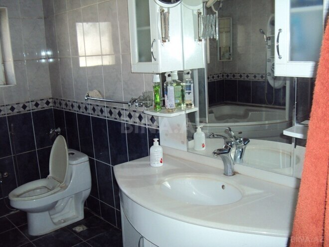 Satılır 5 otaqlı həyət evi/bağ evi 450 m², Xocəsən m., photo 24 from 31