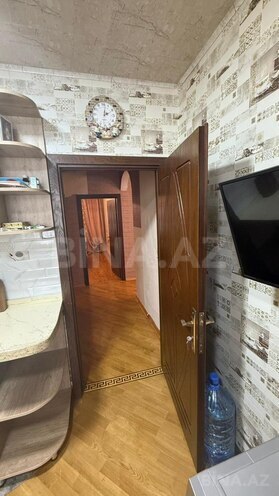 Satılır 4 otaqlı köhnə tikili 105 m², Massiv D q., photo 17 from 20