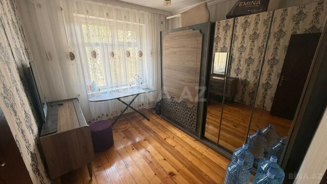 Satılır 4 otaqlı köhnə tikili 105 m², Massiv D q., photo 9 from 20