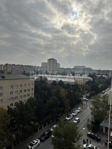 Satılır 4 otaqlı köhnə tikili 110 m², Xalqlar Dostluğu m., photo 19 from 20