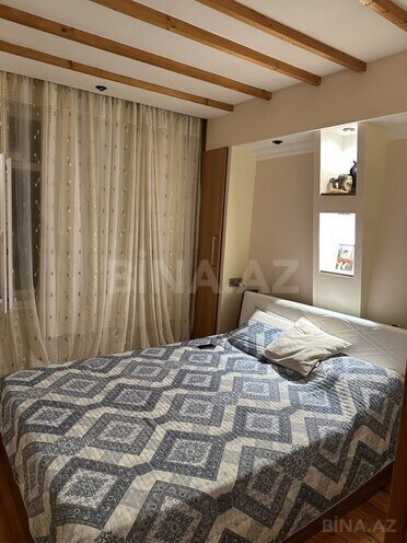 Satılır 4 otaqlı köhnə tikili 110 m², Xalqlar Dostluğu m., photo 13 from 20