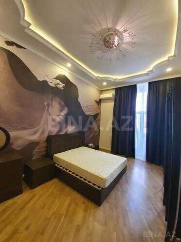 İcarəyə verilir 4 otaqlı köhnə tikili 205 m², Sahil m., photo 3 from 10