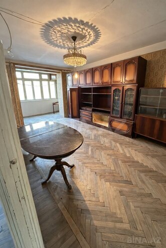 Продаётся 3-комн. вторичка 75 м², Бинагадинский р., photo 3 from 8