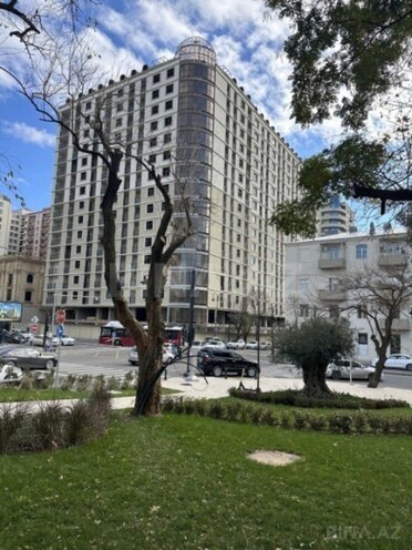 Satılır 2 otaqlı yeni tikili 74 m², Gənclik m., photo 1 from 8