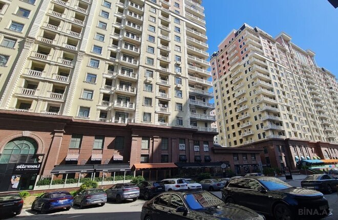 Продаётся 2-комн. новостройка 68 м², м. Элмляр Академиясы, photo 1 from 17