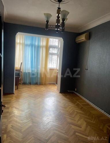 İcarəyə verilir 3 otaqlı köhnə tikili 105 m², 28 May m., photo 9 from 13