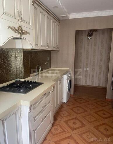 İcarəyə verilir 3 otaqlı köhnə tikili 105 m², 28 May m., photo 1 from 13