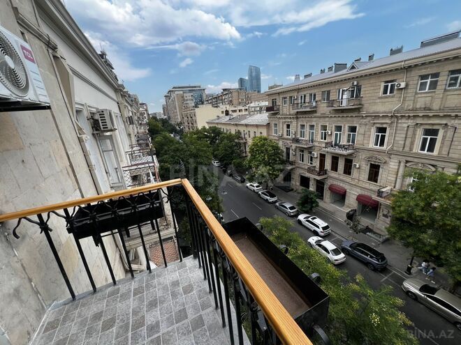 İcarəyə verilir 2 otaqlı köhnə tikili 44 m², Sahil m., photo 1 from 11