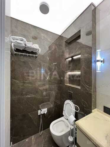 Satılır 3 otaqlı köhnə tikili 92 m², Sahil m., photo 26 from 32