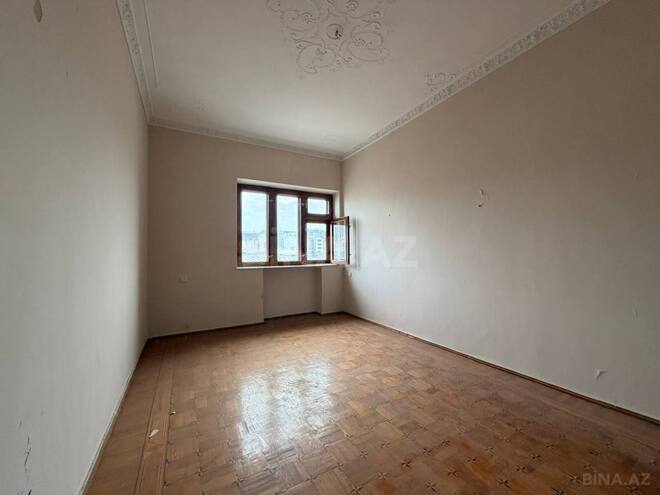 Satılır 3 otaqlı köhnə tikili 105 m², Sahil m., photo 14 from 23