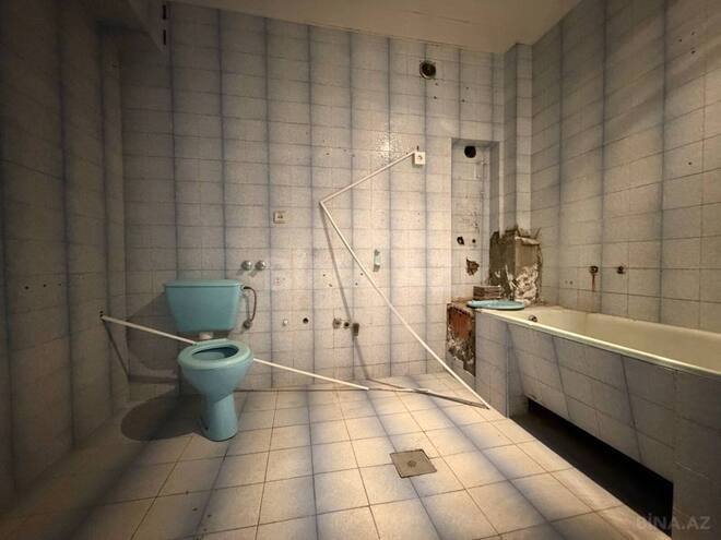 Satılır 3 otaqlı köhnə tikili 105 m², Sahil m., photo 22 from 23
