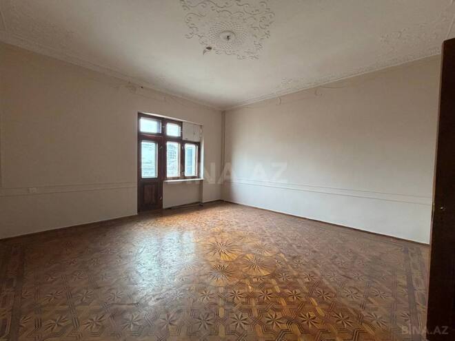 Satılır 3 otaqlı köhnə tikili 105 m², Sahil m., photo 9 from 23
