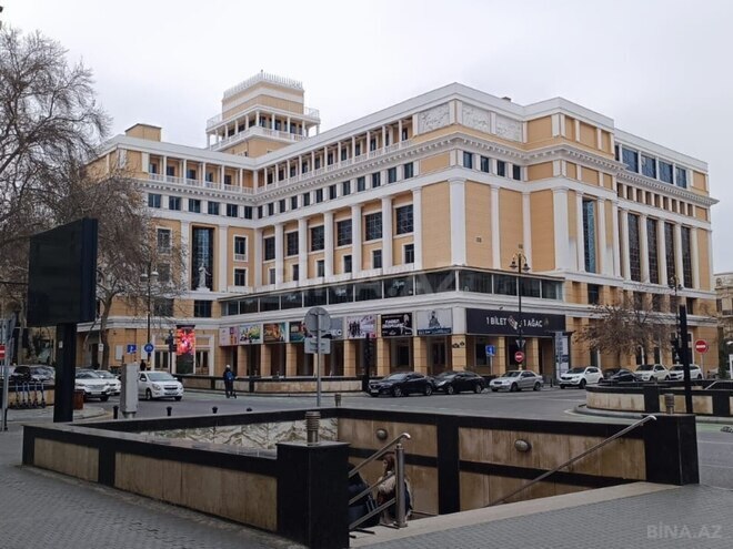 Satılır 3 otaqlı köhnə tikili 105 m², Sahil m., photo 4 from 23