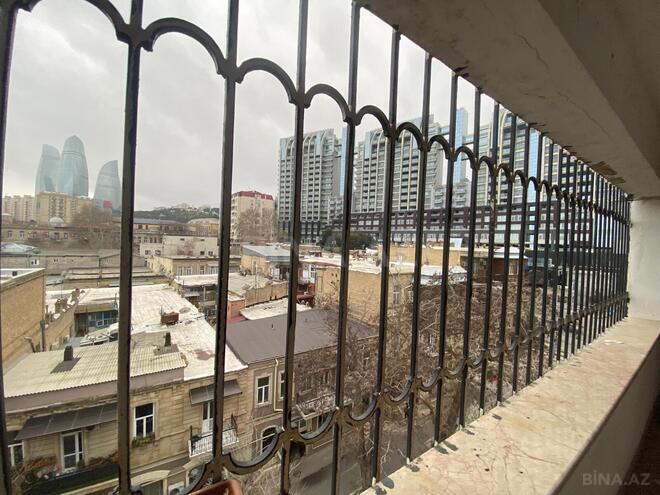 Satılır 4 otaqlı köhnə tikili 125 m², İçəri Şəhər m., photo 14 from 24